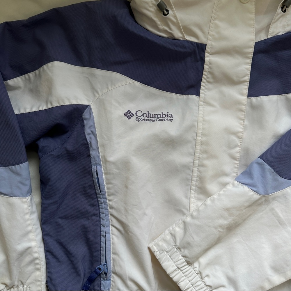 Columbia Light Jacket - Large - Picture 7 of 15